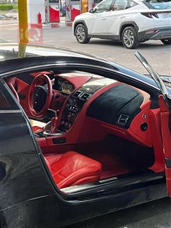 ئەستۆن مارتن V8 ڤانتەیج رۆدستەر